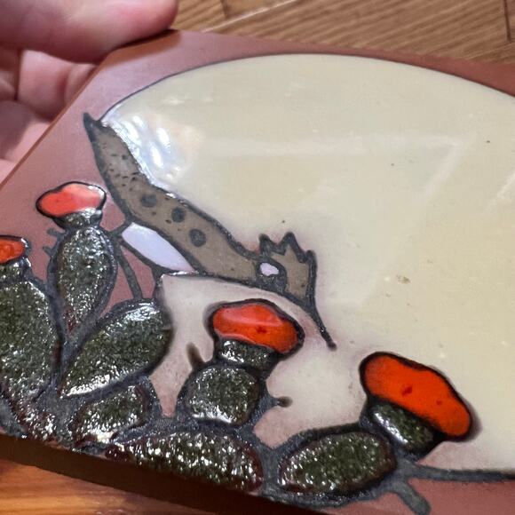 Vintage Betty Company Ceramic Tile Southwestern Cactus Wren Eating Fruit Unique - Picture 7 of 7